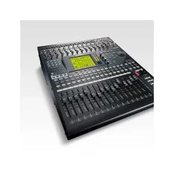 01 V96i 40 Kanal Dijital Mikser - 1