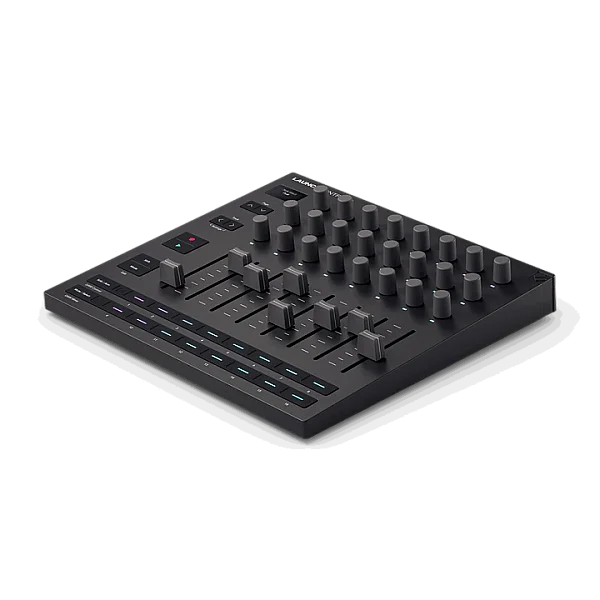 Novation Launch Control XL Midi Controller - 4