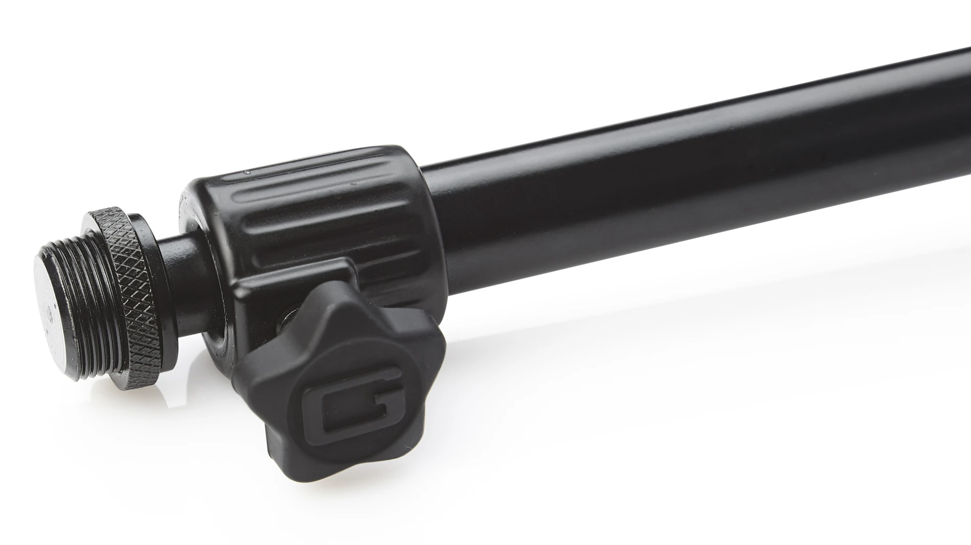 Mini boom ucundaki 5/8″-27 erkek dişli ve kontra somun