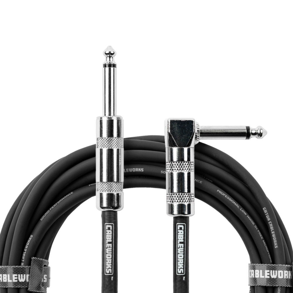 Düz ve açılı fişleriyle sarılı Backline Series enstrüman kablosu