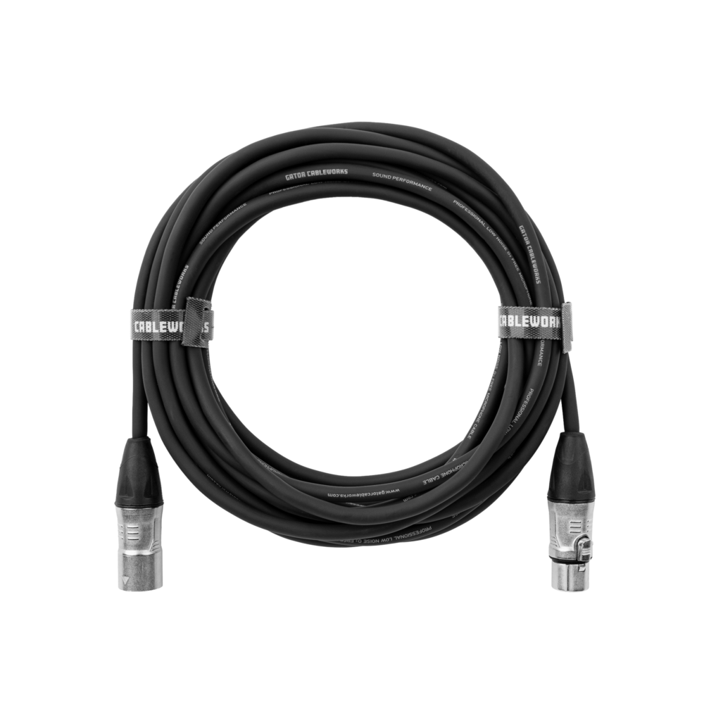 Backline Series XLR mikrofon kablosu, iki Cableworks cırt bağ ile sarılı