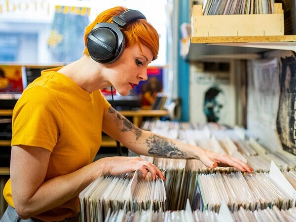 beyerdynamic-dt-770-pro-32-ohm-dt-770-pro-32-ohm-studyo-referans-kulakligi-asimetrik-e-ticaret-gorsel3