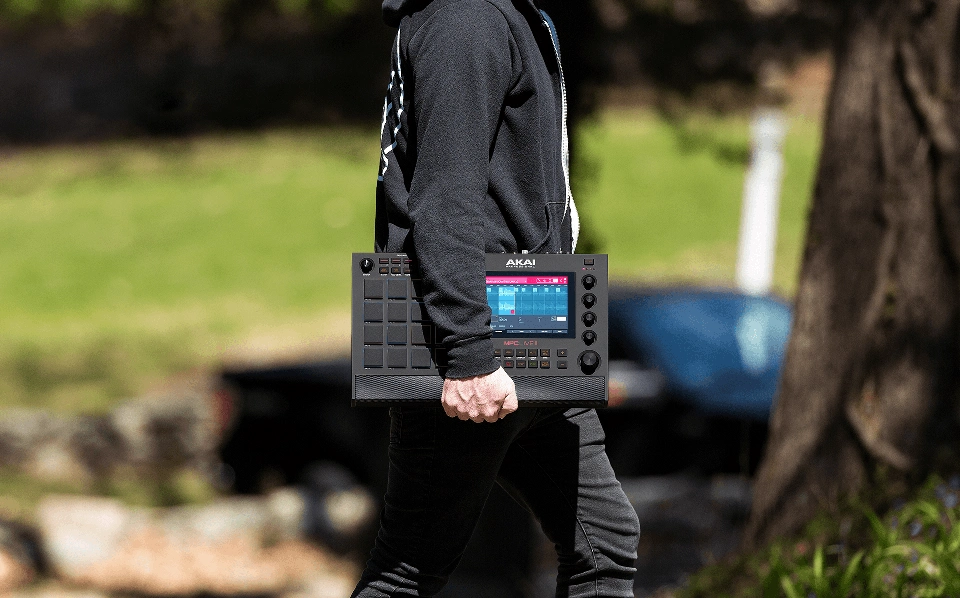 akai_mpc_live_life_style_1