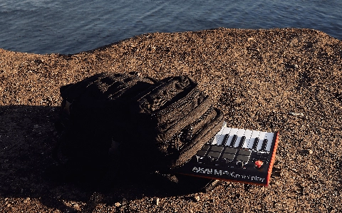 akai_mpk_miniplay_mk_3_life_style_1(2)