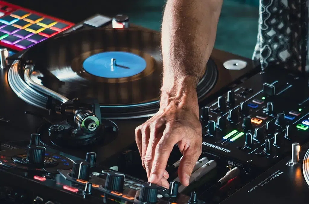 allen-heath-xone-24-dj-mikser-asimetrik-e-ticaret-gorsel4