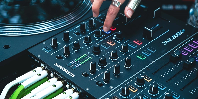 allen-heath-xone-24c-dj-mixeri-asimetrik-e-ticaret-gorsel4