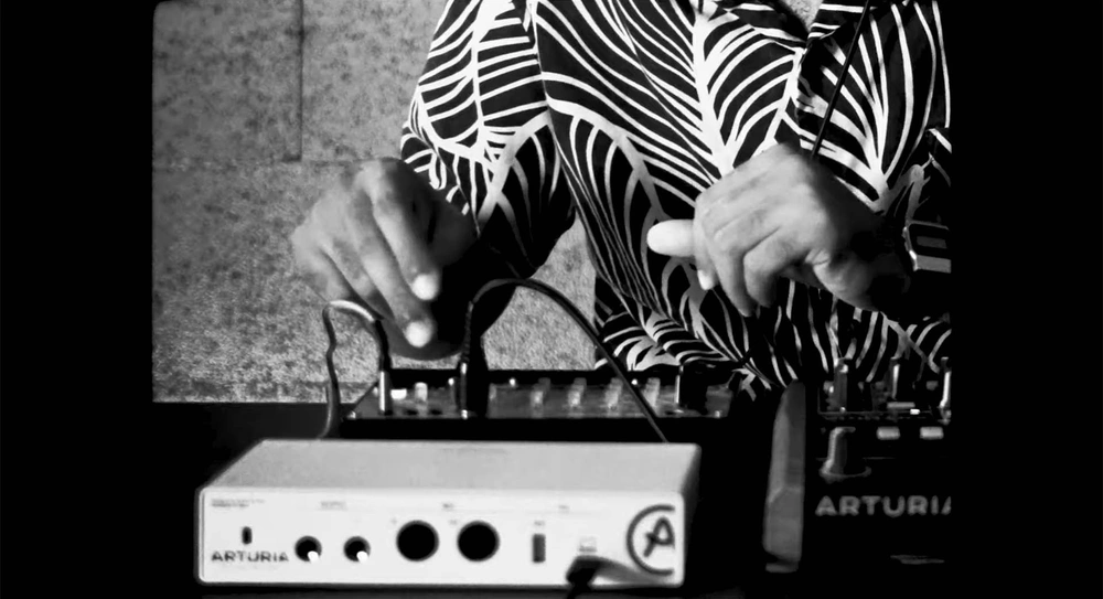 arturia-minifuse1-ses-karti-asimetrik-e-ticaret-gorsel4