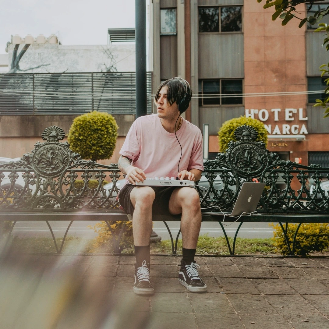 arturia-arturia-minilab-3-champagne-ozel-seri-asimetrik-e-ticaret-gorsel4