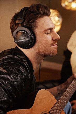 Beyerdynamic DT 770 Pro LB, DT770ProLB, Beyerdynamic-DT-770-Pro-LB, beyerdynamic dt770prolb, Beyerdynamic kulaklık, DT 770 Pro Special Edition, DT 770 Pro LB 250 Ohm, kapalı kulak üstü kulaklık, stüdyo kulaklığı 250 ohm, profesyonel miks kulaklığı, mastering kulaklığı Beyerdynamic, DT770 LB Special Edition kulaklık, beyerdynamic dt770pro vs dt770prolb, 250 ohm kulaklık ses kartı uyumu, dt770pro lb düşük baslı model, DT 770 Pro LB sessiz miksaj kulaklığı, Ableton için dt770prolb kulaklık, dt770prolb vs dt770pro farkları, podcast için profesyonel kulaklık, düşük baslı monitoring kulaklığı, dt770prolb flac dinlemek için uygun mu, beyerdynamic dt770prolb ses yalıtımı, beyerdynamic dt770prolb home studio uyumu, dt770pro lb vs classic dt770pro, beyerdynamic,(3)