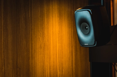 genelec-8020d-4-referans-monitoru-asimetrik-e-ticaret-gorsel2