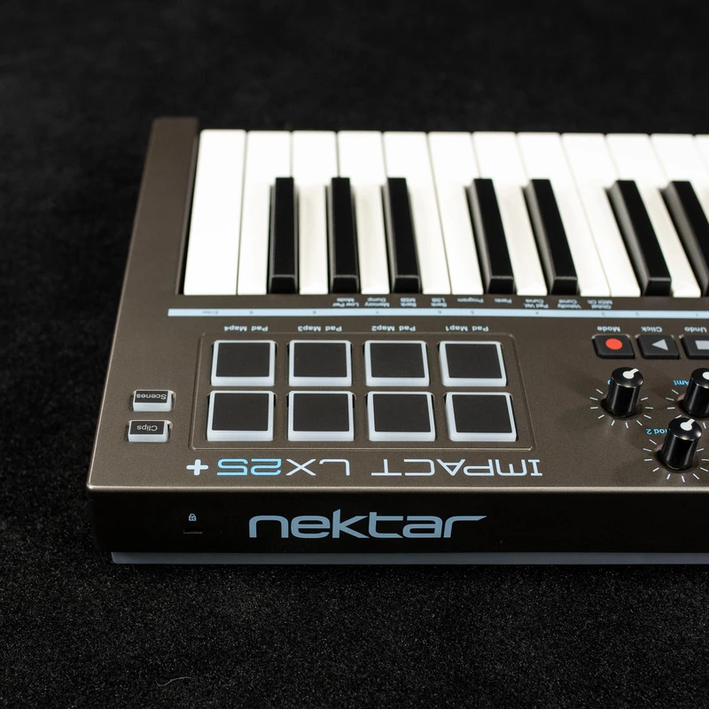 nektar-impact-lx25-usb-midi-klavye-asimetrik-e-ticaret-gorsel3