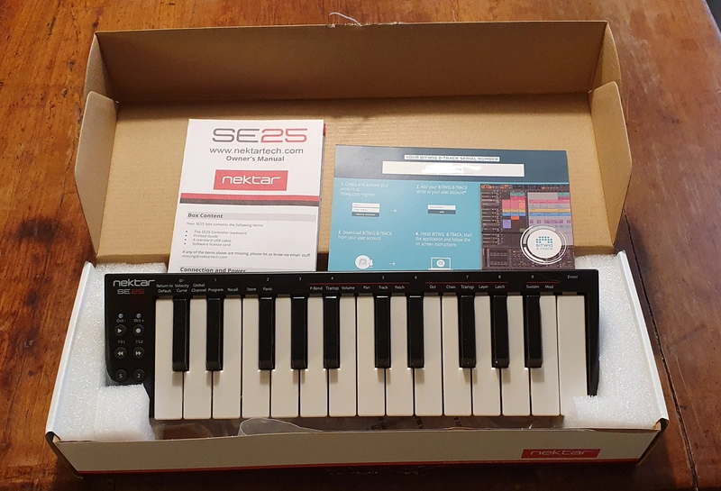 nektar-se25-usb-midi-klavye-asimetrik-e-ticaret-gorsel3