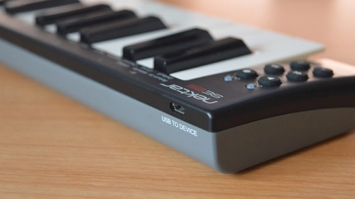 nektar-se25-usb-midi-klavye-asimetrik-e-ticaret-gorsel4