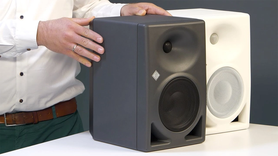 neumann_kh_150_white_life_style_1