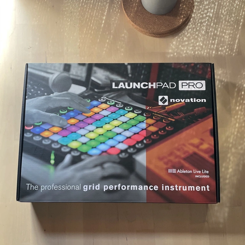 novation-launchpad-pro-midi-kontrol-unitesi-asimetrik-e-ticaret-gorsel3