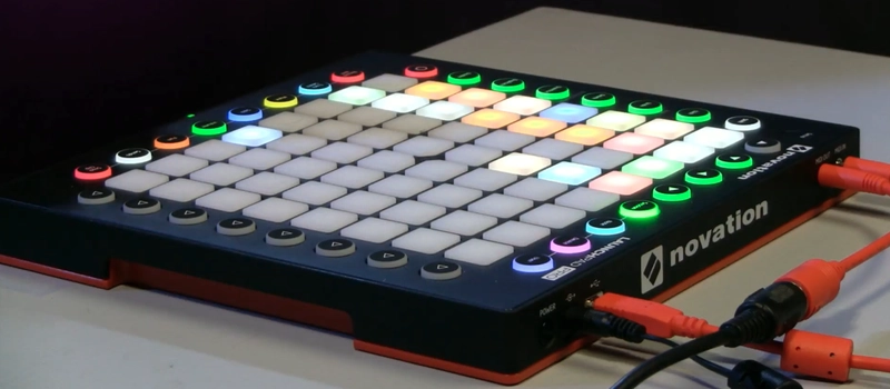 novation-launchpad-pro-midi-kontrol-unitesi-asimetrik-e-ticaret-gorsel2