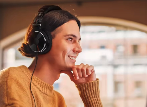 oneodio-pro-10-kulak-ustu-kablolu-dj-kulakligi-asimetrik-e-ticaret-gorsel3