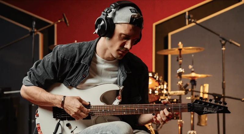 oneodio-pro-50-kablolu-dj-kulakligi-asimetrik-e-ticaret-gorsel4