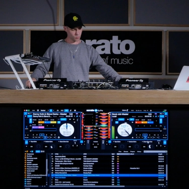 PİONEER_DDJ_1000_SRT_life_style_1(3)