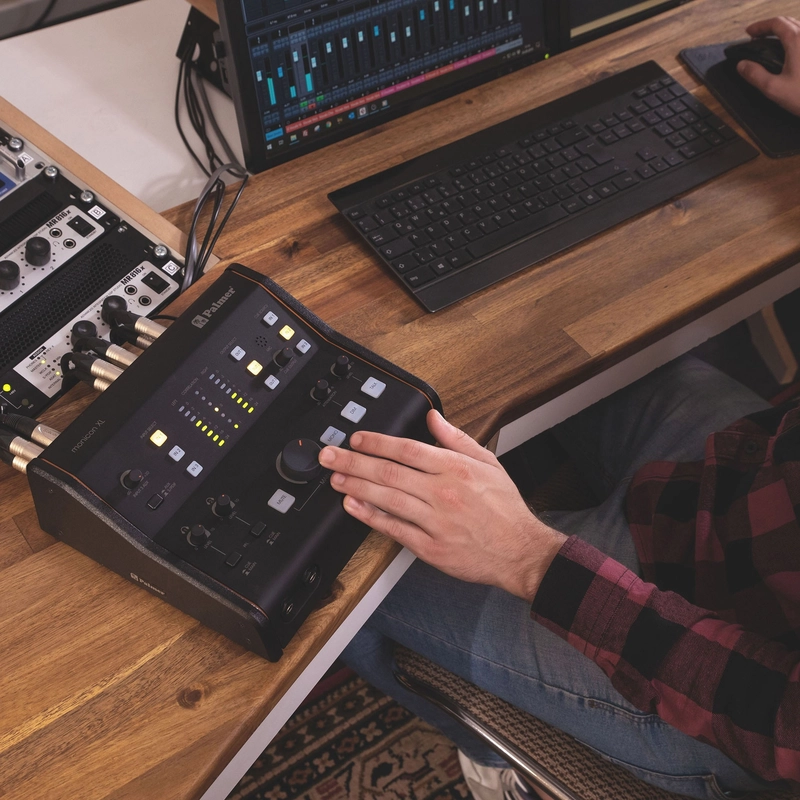 PALMER Monicon XL Stüdyo Referans Monitör Kontrolcü görsel3