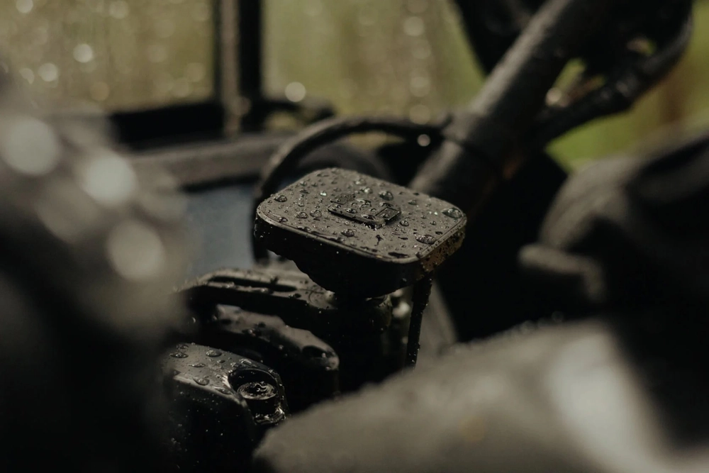 peak-design-motorcycle-bar-mount-asimetrik-e-ticaret-gorsel3