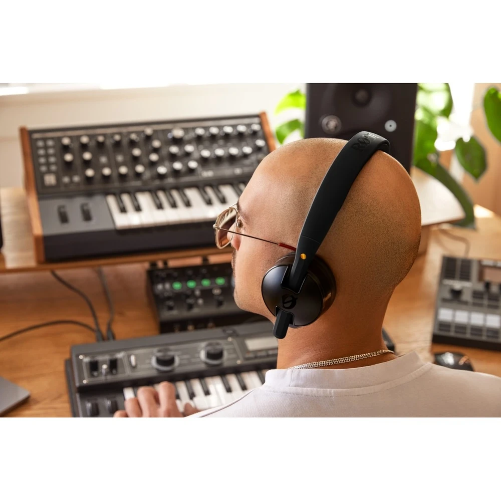 rode-nth-50-profesyonel-kulakustu-kulaklik-asimetrik-e-ticaret-gorsel3