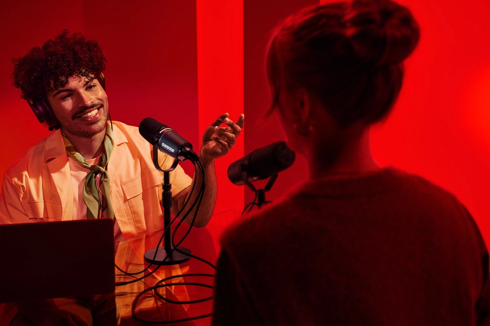 shure-mv7-dinamik-podcast-mikrofonu-asimetrik-e-ticaret-gorsel2