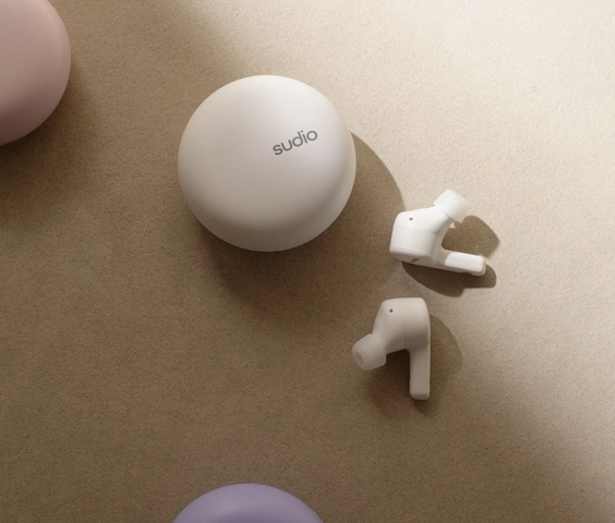 sudio_a2_anc_life_style_2