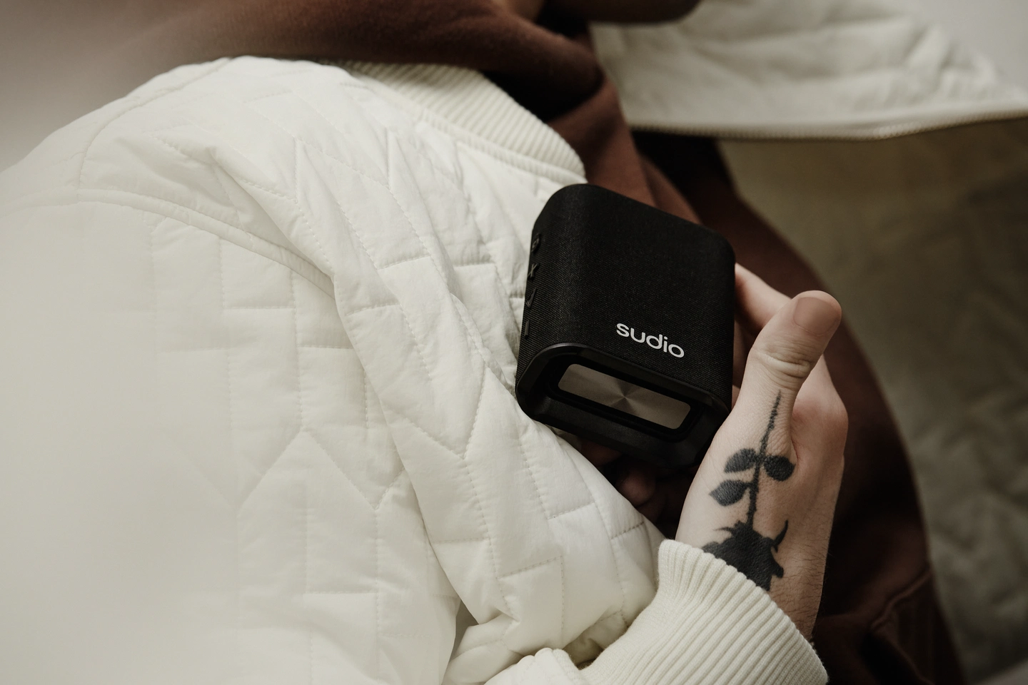 sudio_s2_speaker_life_style_2