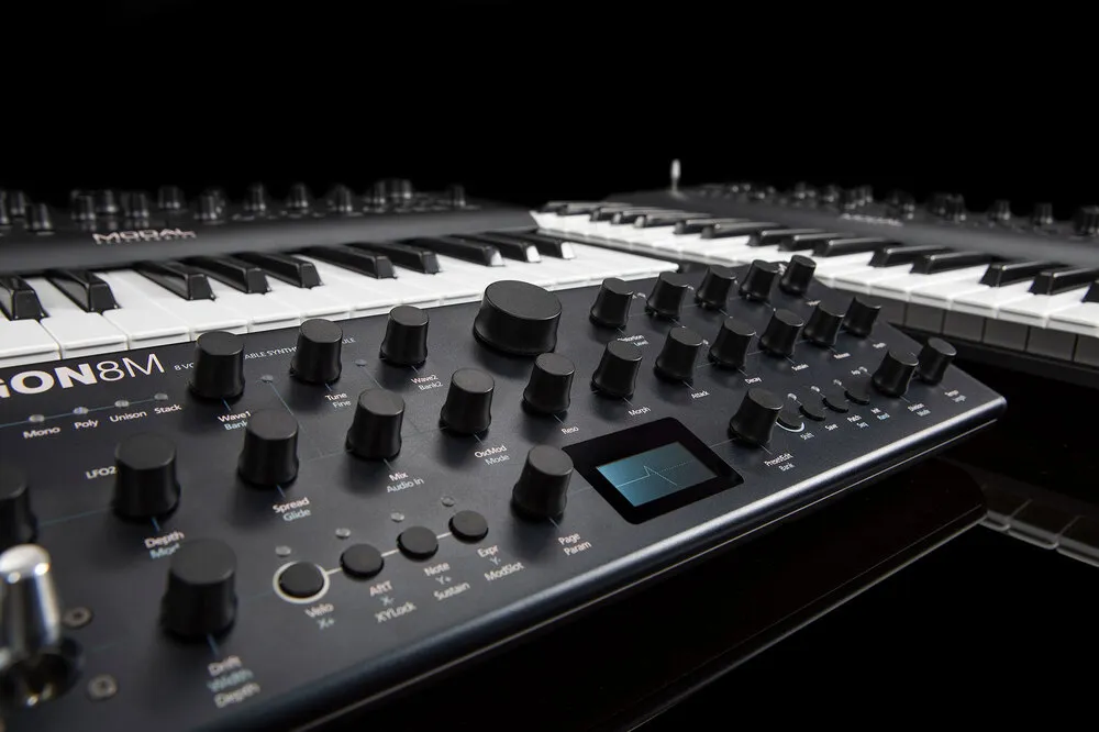 modal-electronics-argon8x-61-tus-8-voice-wavetable-synthesizer-asimetrik-e-ticaret-gorsel1