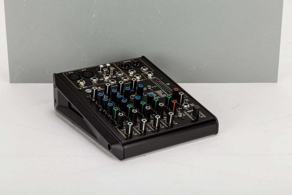 rcf-f-6x-kanalli-efektli-mikser-asimetrik-e-ticaret-gorsel1