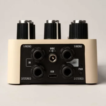 UAFX Astra Modulation Machine Pedal | 50'lerin Klasik Amerikan Tüplü Amplifikatörü - 4