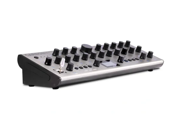 CARBON8M - 3