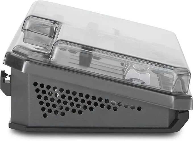 TC HELICON GOXLR cover - 4