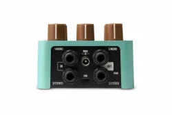 UAFX Del-Verb Ambience Companion Pedal - 3