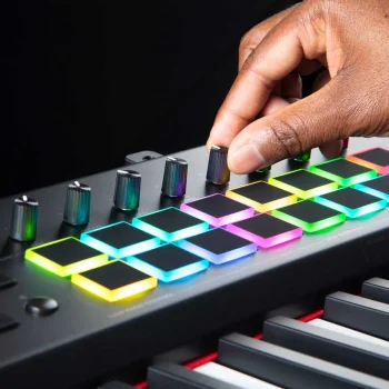 Hammer 88 Pro | 88 Tuş Graded Hammer Action MIDI Klavye - 5