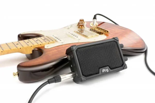 iRig Nano Amp (Black) - 3