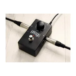 IK Multimedia iRig Stomp - 3