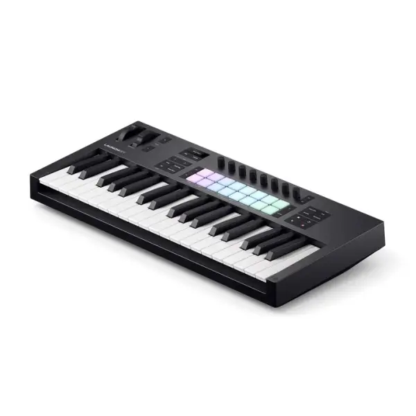 Launchkey 37 MK4 Midi Klavye - 3