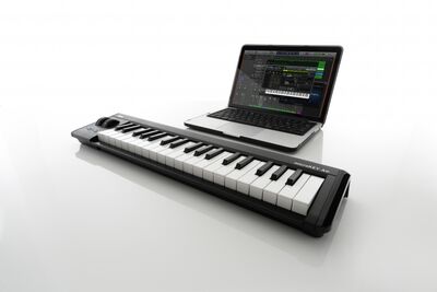 MICROKEY2-25 AIR Bluetooth MIDI Klavye