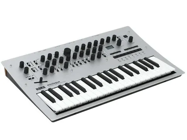 Minilogue Polifonik Synthesizer - 2