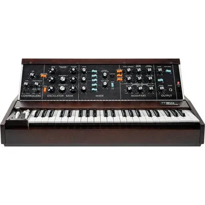 Minimoog Model D - Analog Synthesizer - 1