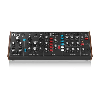MODEL D Analog Synthesizer - Behringer
