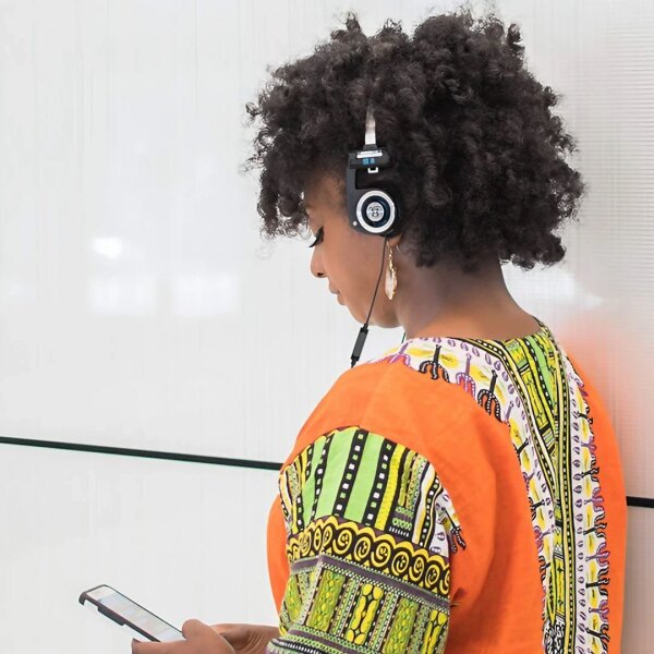 Porta Pro® Mic/Remote - 6