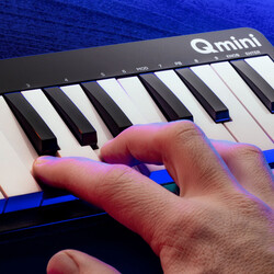 QMINI 32 Tuşlu USB MIDI Klavye - 4