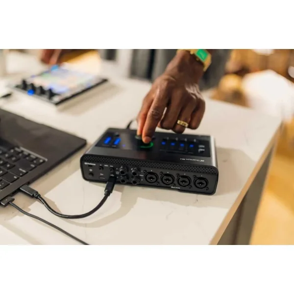 Quantum ES 4 USB-C Ses Kart - 5