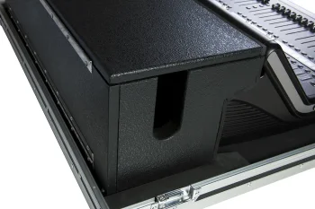 Road case for Midas M32 large format mixer | G-TOUR M32 - 4