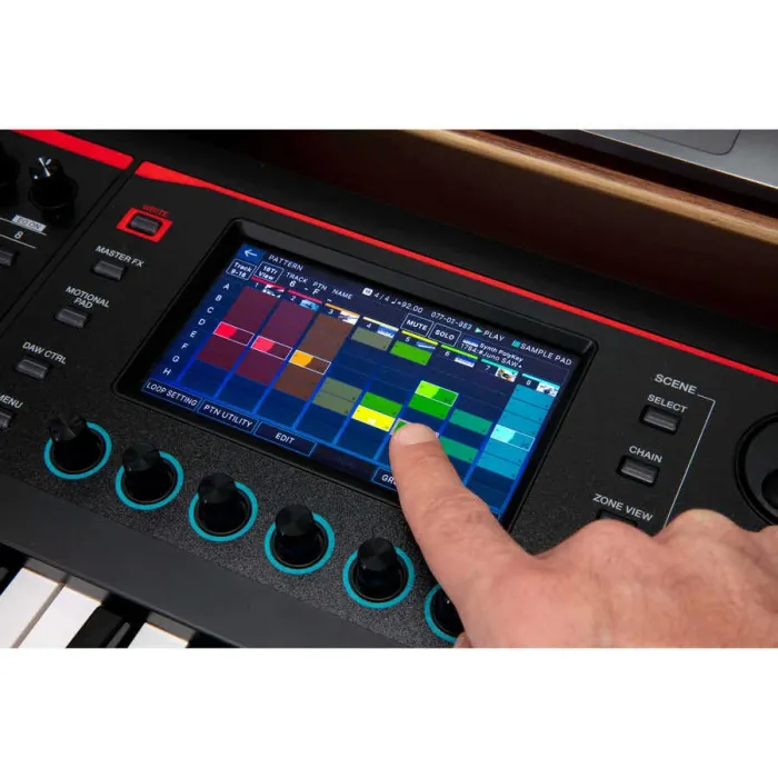 FANTOM-06 Workstation Performans Klavyesi - 5