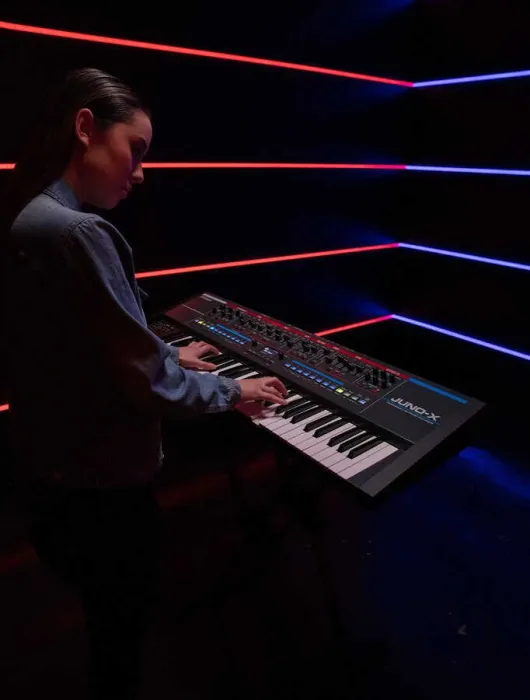 JUNO-X Analog Modelling Synthesizer - 4