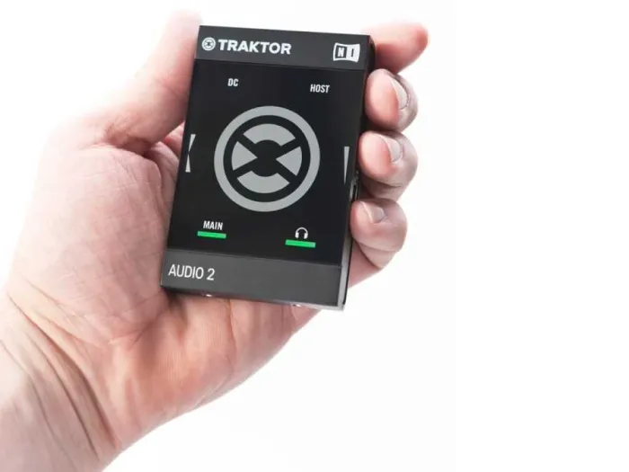 Traktor Audio 2 MK2 - 2 Kanal DJ'ler için Ses Kartı - 2
